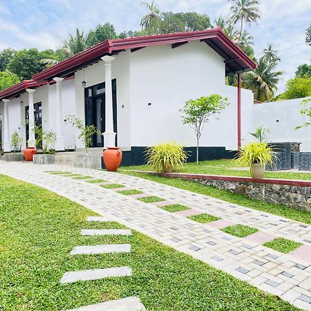 Thara Inn Villa Dikwella Sur Exterior foto
