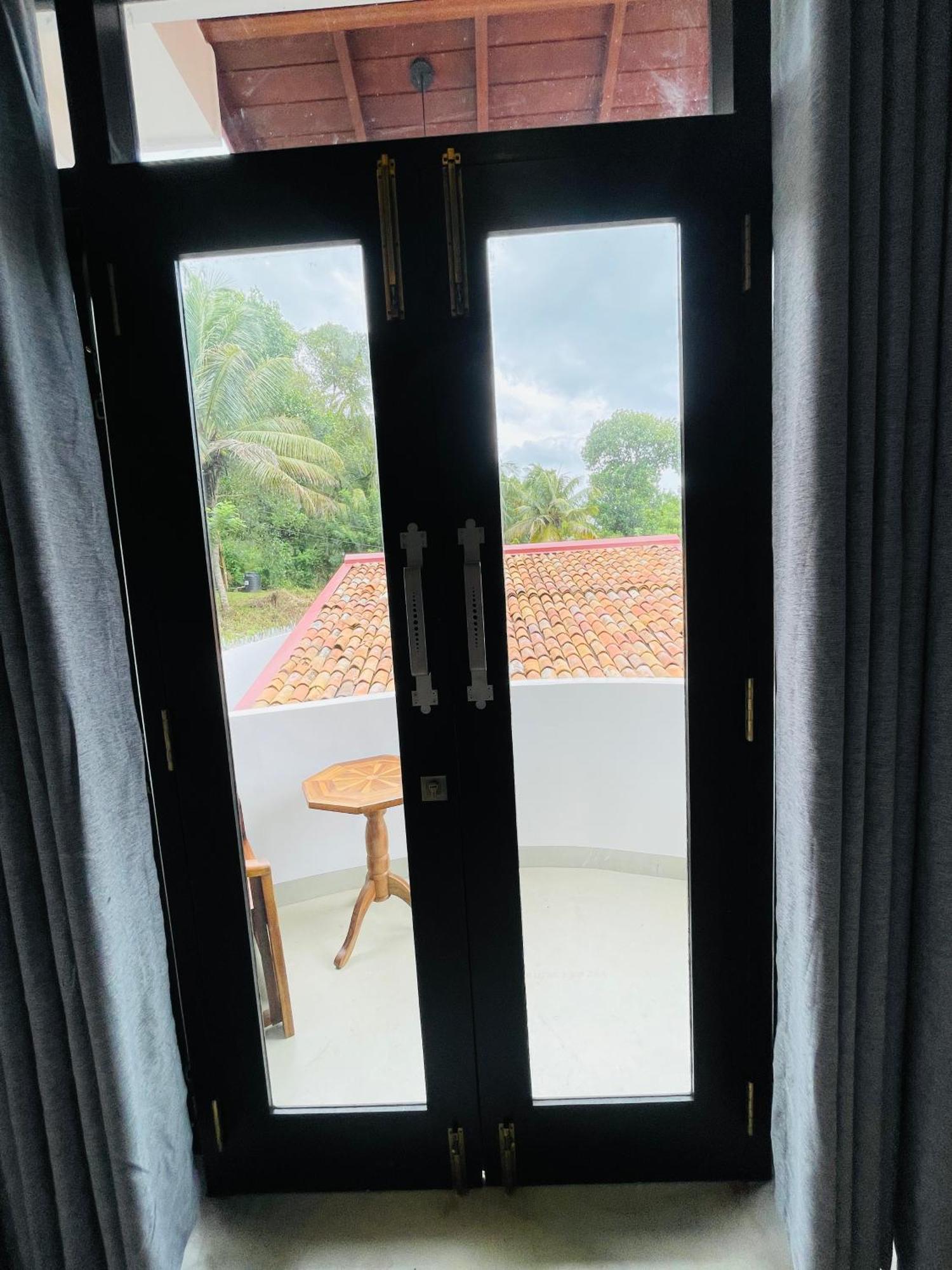 Thara Inn Villa Dikwella Sur Exterior foto