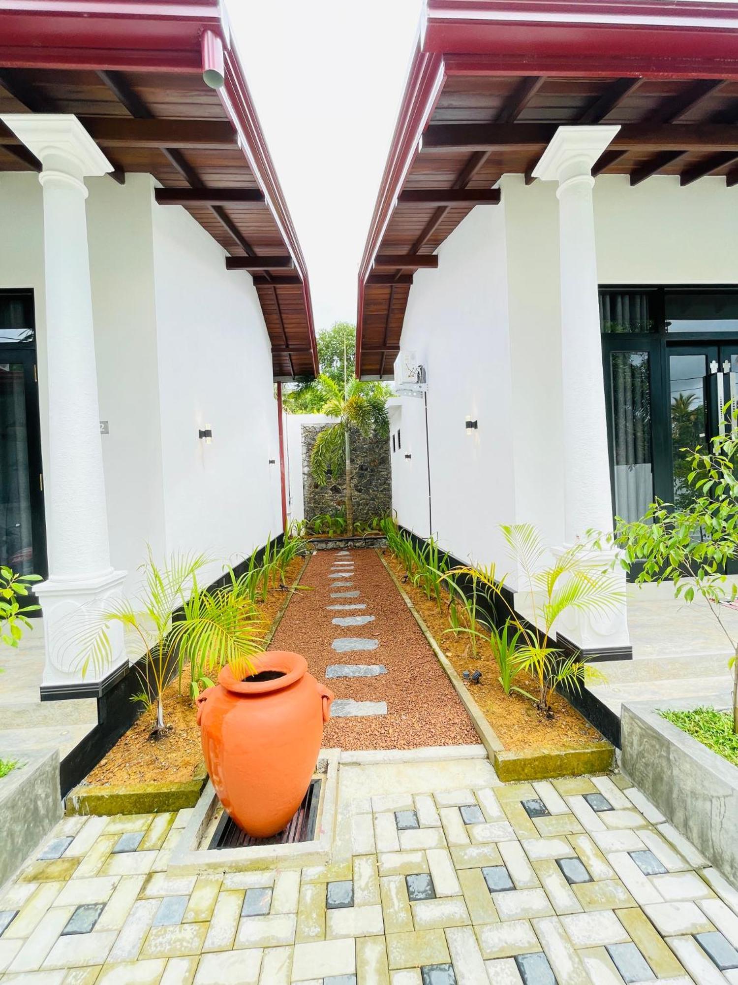 Thara Inn Villa Dikwella Sur Exterior foto