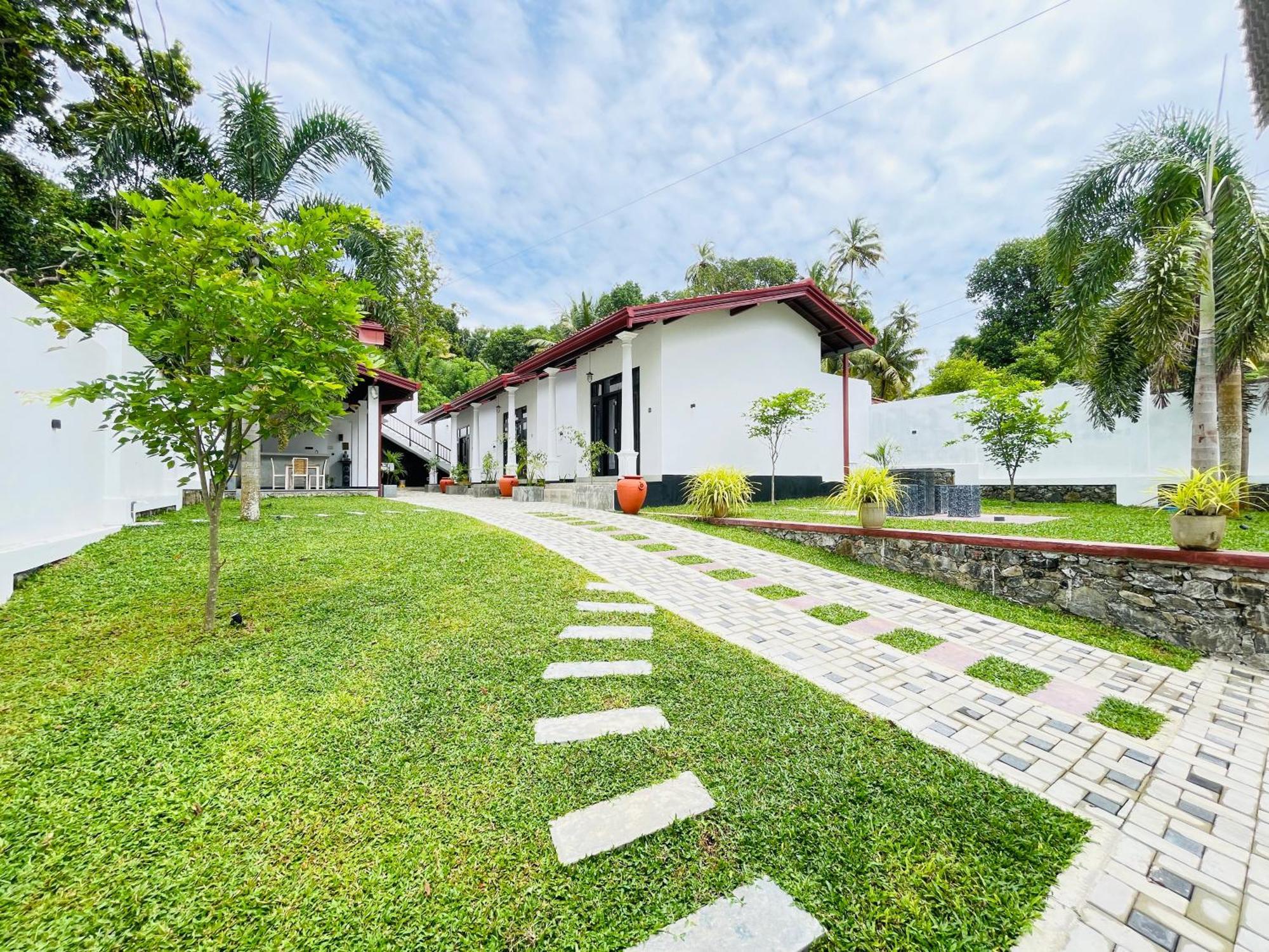 Thara Inn Villa Dikwella Sur Exterior foto